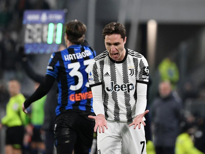 Juventus' Italian forward Federico Chiesa reacts during the Italian Serie A football match between Juventus and Atalanta at the Juventus Stadium in Turin, on January 22, 2023. (Photo by Isabella BONOTTO / AFP)