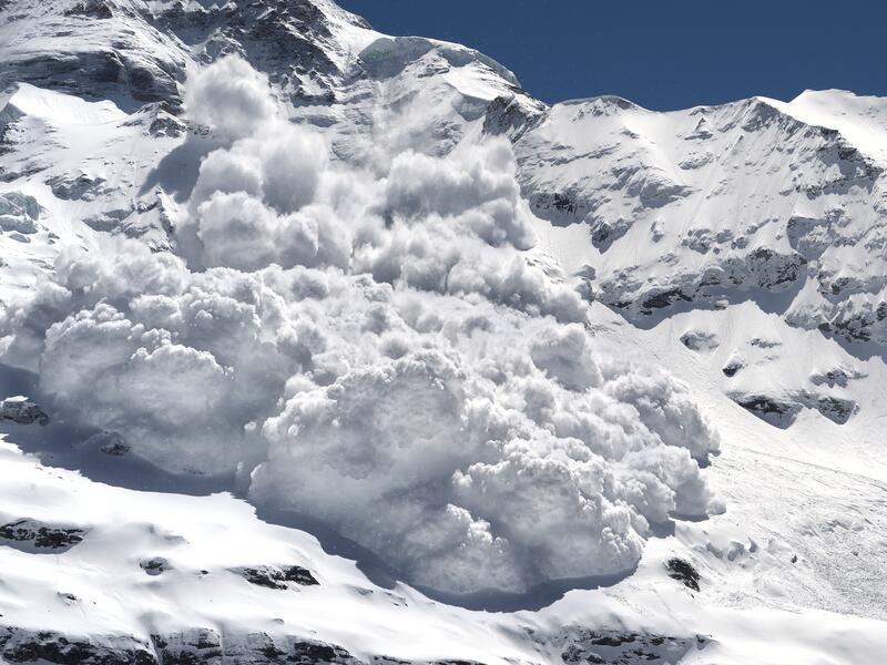 4 dead in France avalanche