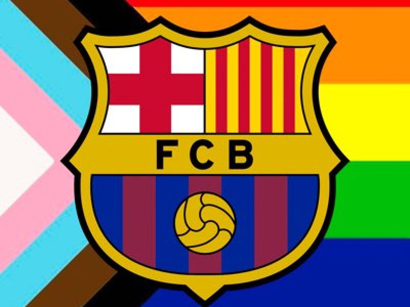 برشلونة يدعم المثلية