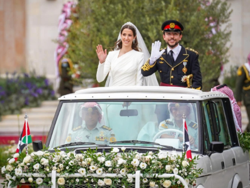 Symbolism behind Crown Prince of Jordan's military uniform at his wedding