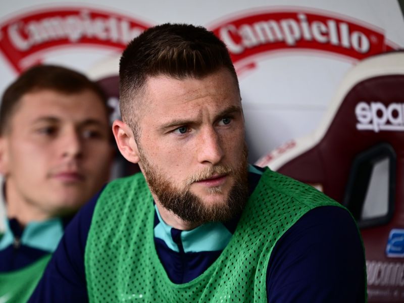 Inter Milan's Slovakian defender Milan Skriniar sits on the substitutes' bench prior to the Italian Serie A football match between Torino and Inter on June 3, 2023 at the Olympic stadium in Turin. (Photo by Marco BERTORELLO / AFP)