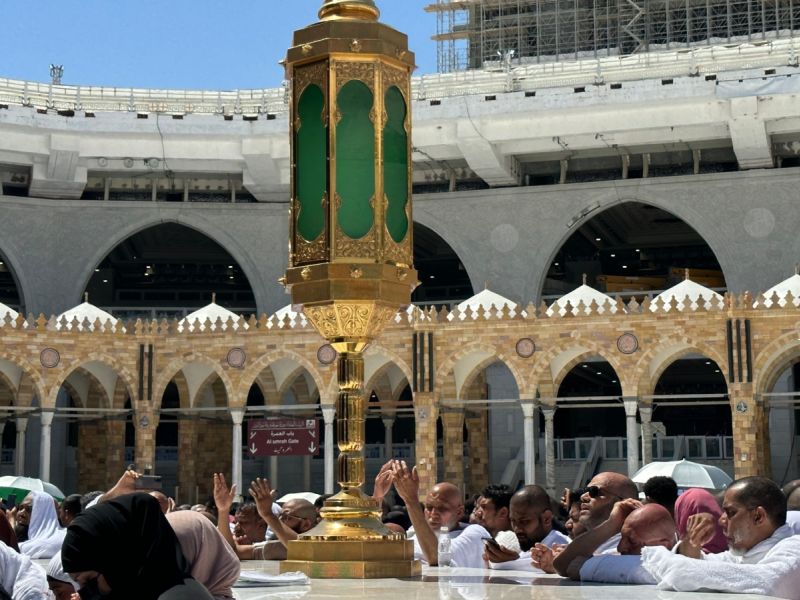 فضل العمرة عن الميت