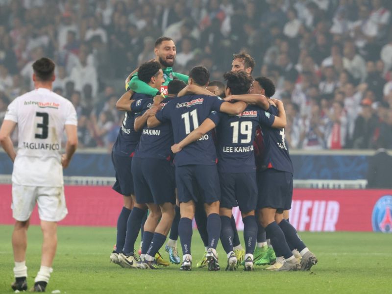 باريس سان جيرمان يظفر بكأس فرنسا (Photo by Denis Charlet / AFP)
