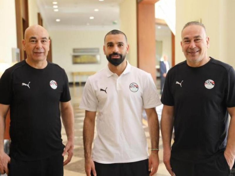 صلاح أحد أعضاء الجهاز الفني للمنتخب المصري