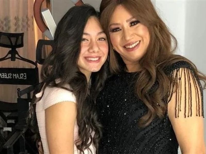 الفنانة انتصار