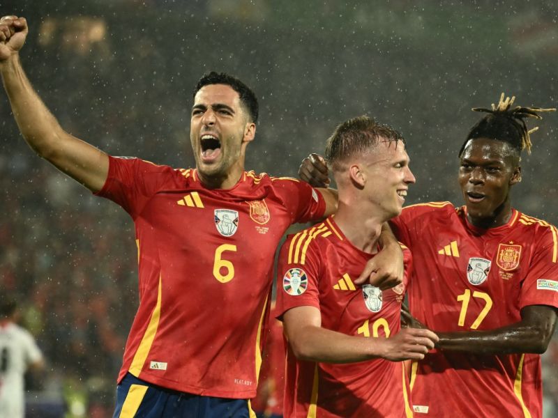 إسبانيا إلى ربع نهائي يورو 2024 (Photo by Angelos Tzortzinis / AFP)