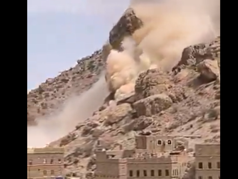 Rockslide in Hadramout