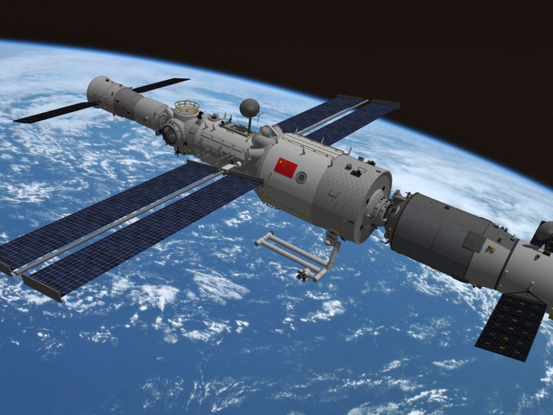 Chinese space rocket explodes, posing threat to more than 1,000 satellites