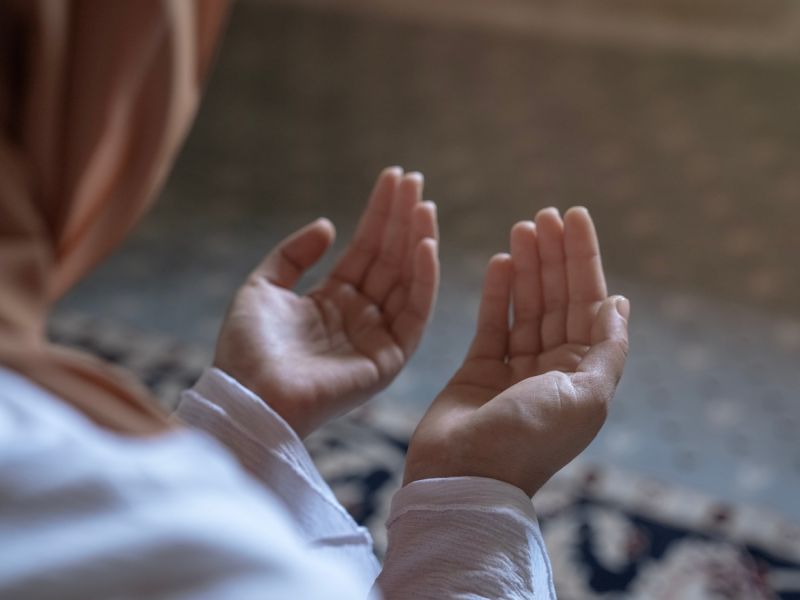 دعاء في يوم الجمعة قصير للبركة في الرزق