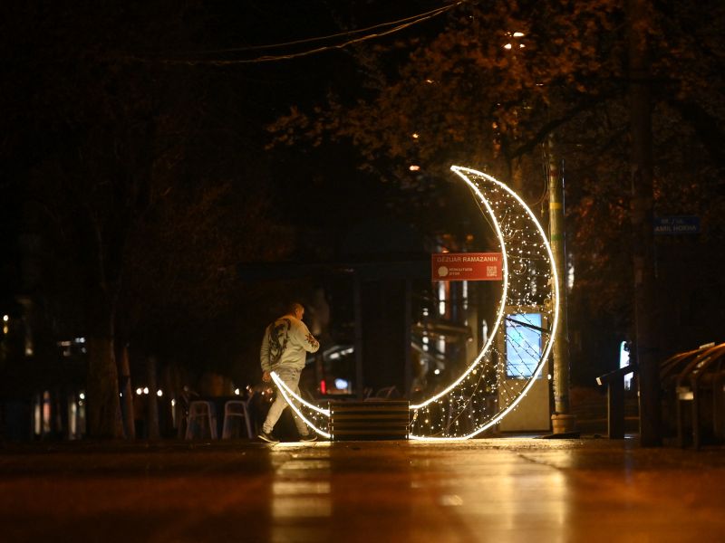 Ramadan Crescent