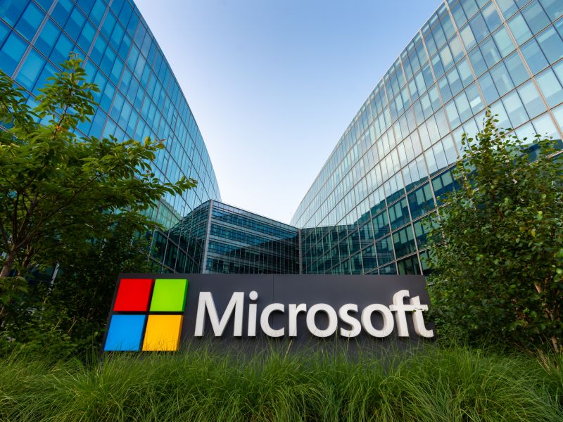 Microsoft’s new AI model competes with OpenAI
