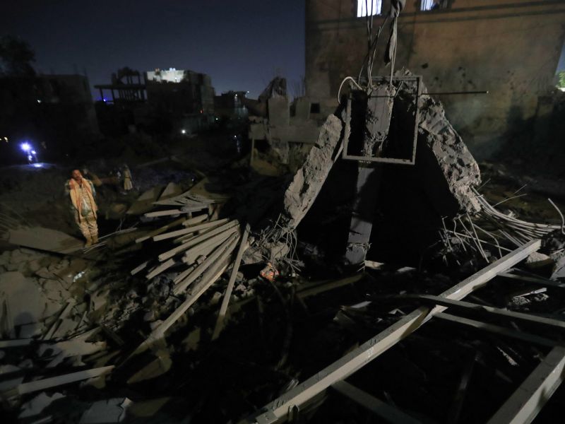 Renewed U.S. airstrikes pound Kamaran island and Al-Bayda