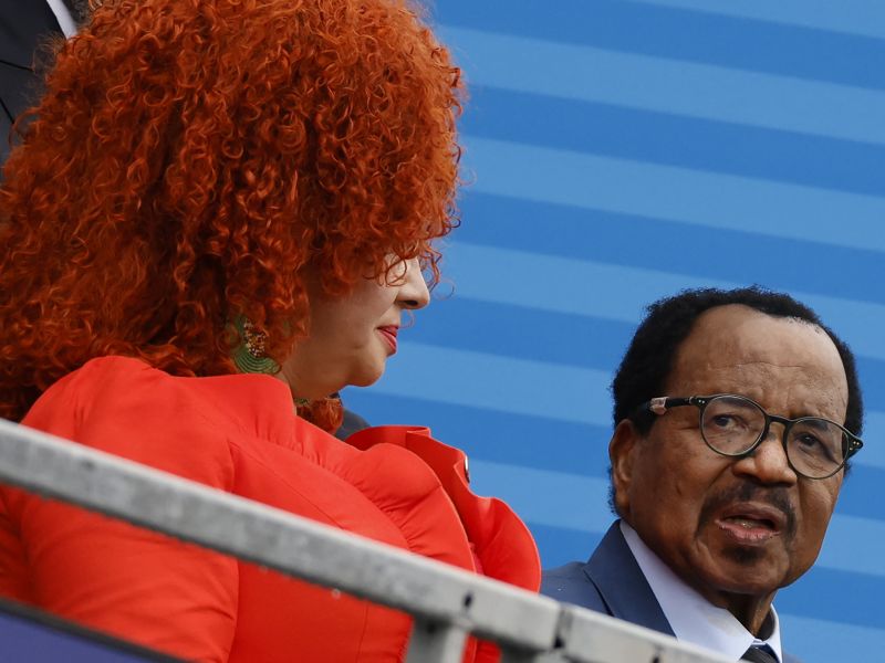 Cameroon President Paul Biya (R) and his wife Chantal Biya (L)