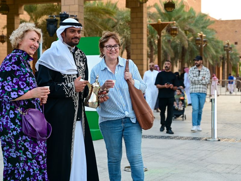 أكد ربط 20 مدينة سعودية جويًا خلال 3 سنوات و200 ألف غرفة فندقية قيد الإنشاء