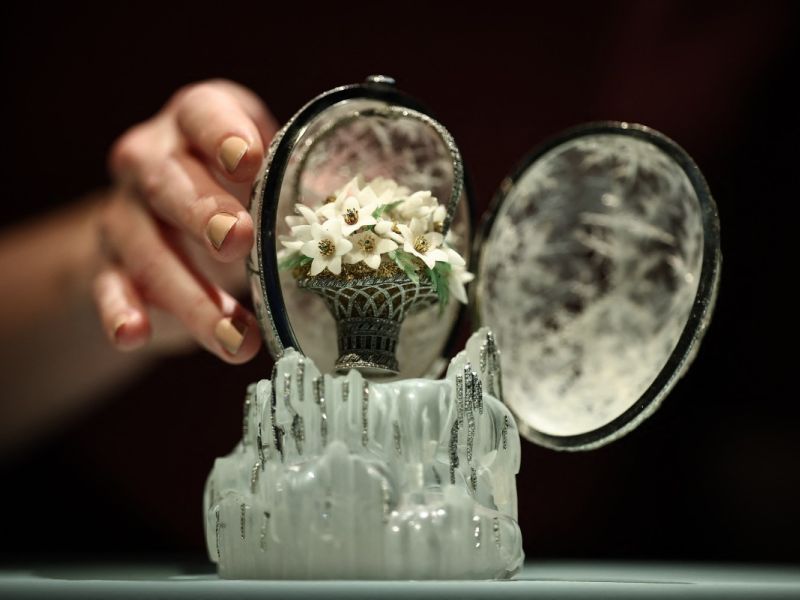 The Winter Egg
