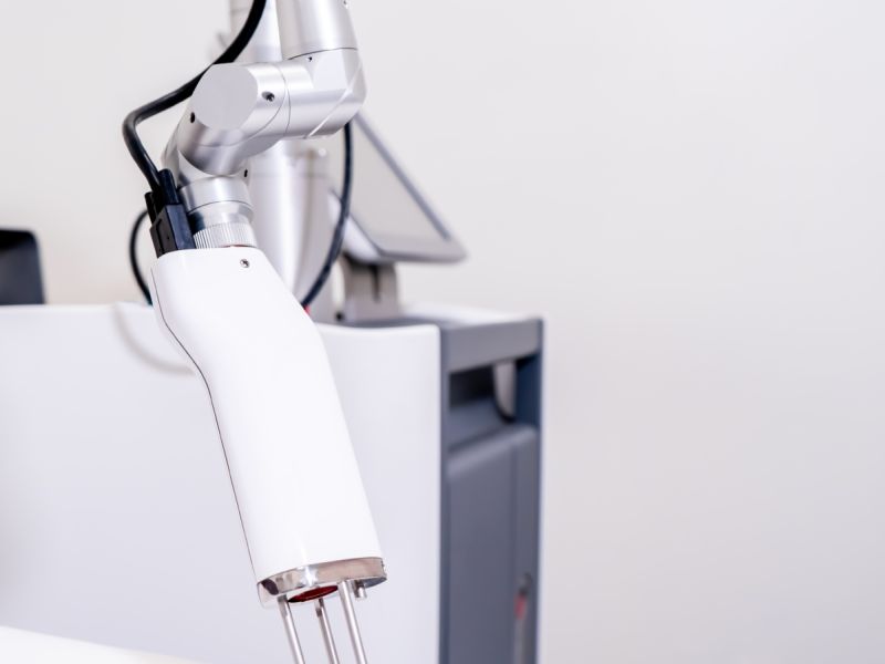 جهاز ديسكفري بيكو ليزر: أحدث تقنية لإزالة التصبغات وتحسين البشرة