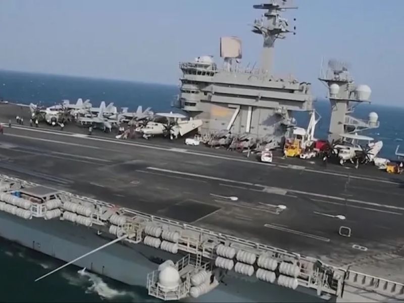 حاملة طائرات أميركية