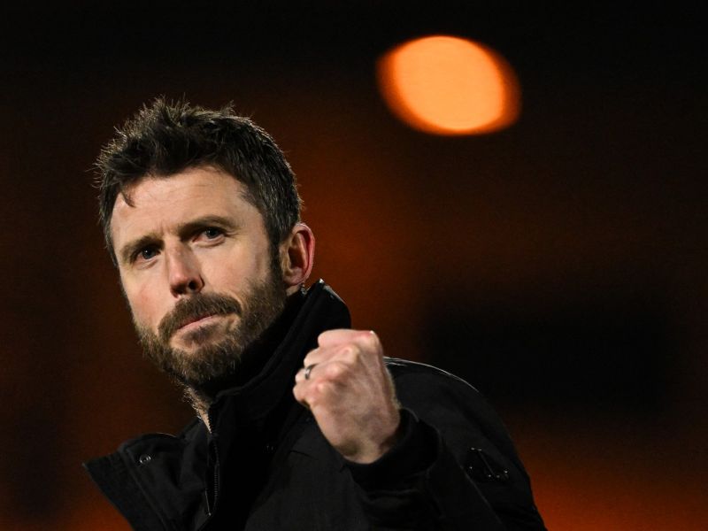 مانشستر يونايتد يتوصل لاتفاق مع مايكل كاريك لإنقاذ الموسم