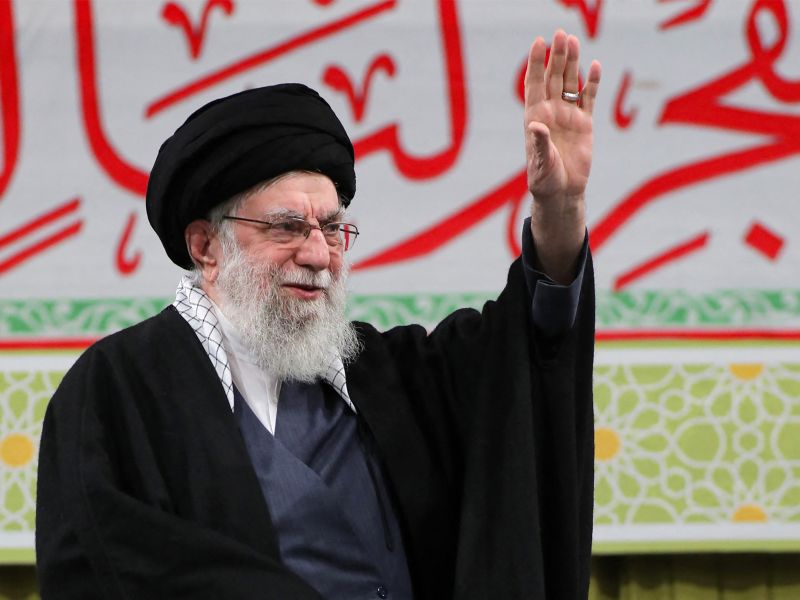 Khamenei: A new war would spread across the Middle East