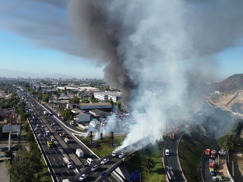 LPG tanker explosion kills four, injures 17 in northern Santiago