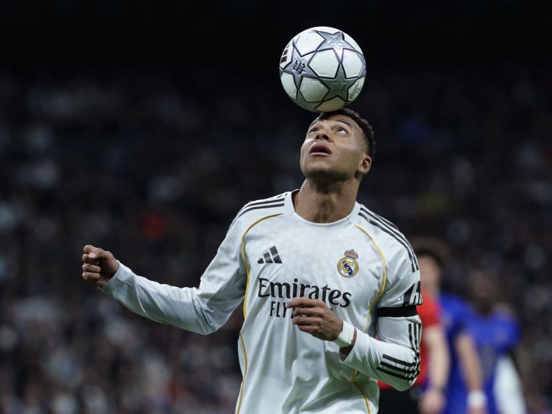 ريال مدريد يترقب تقريرًا طبيًا حاسمًا بشأن مبابي قبل قمة السيتي