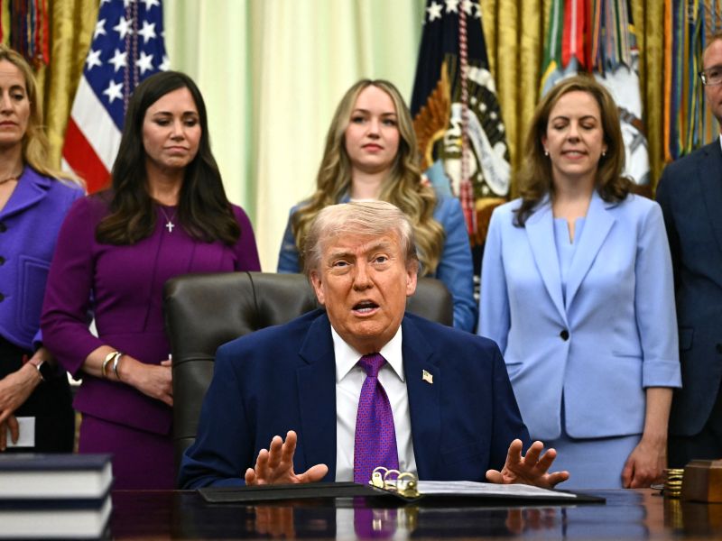 Trump: Iran-US ceasefire on ‘massive life support’
