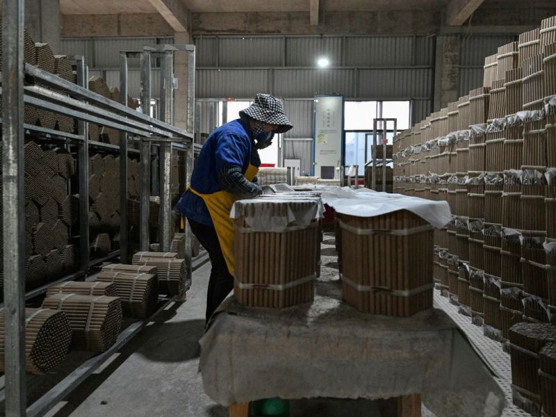 3 killed, 25 injured in fireworks factory explosion in central China