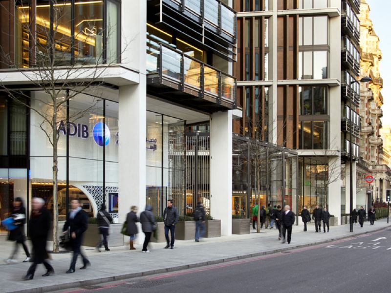 ADIB and Emirates NBD in deal to refinance Pullman London £121-million, 5‑year, 50/50 club financing facility for Union Property closedAbu Dhabi Islamic Bank (ADIB), in collaboration with Emirates NBD, has closed a £121-million, five‑year club financing facility for Union Property to refinance the Pullman London St Pancras. This 50/50 club deal marks the second deal between the two financial institutions, strengthening their presence in the UK real estate market.  The Pullman London St Pancras is a highly r