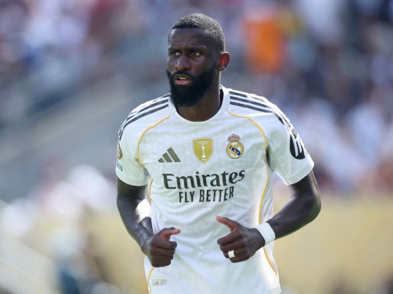توتر متصاعد في غرفة ملابس ريال مدريد بسبب روديغر