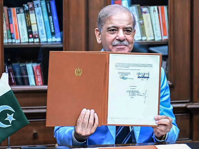 Sharif cancels Switzerland visit as US-Iran peace process faces new uncertainty 