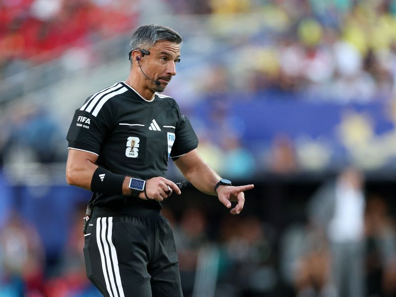 حكم مباراة المكسيك والإكوادور اليوم في كأس العالم 2026