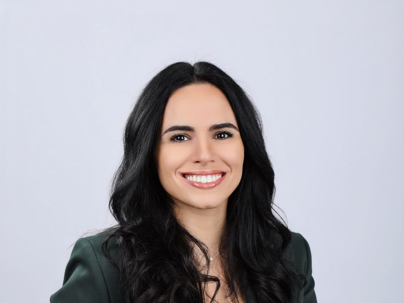 How are women in the UAE building wealth in 2026?