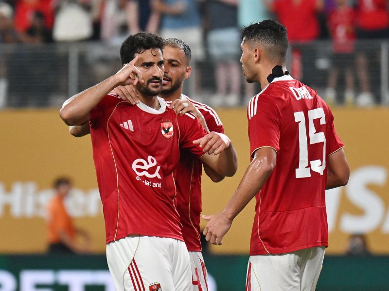 الأهلي المصري يترقب ترتيبات مباراة برشلونة الودية