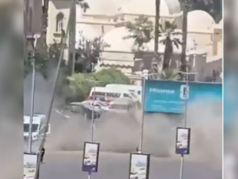 تزامنا مع زيارة ماكرون.. دوي انفجارات في دمشق