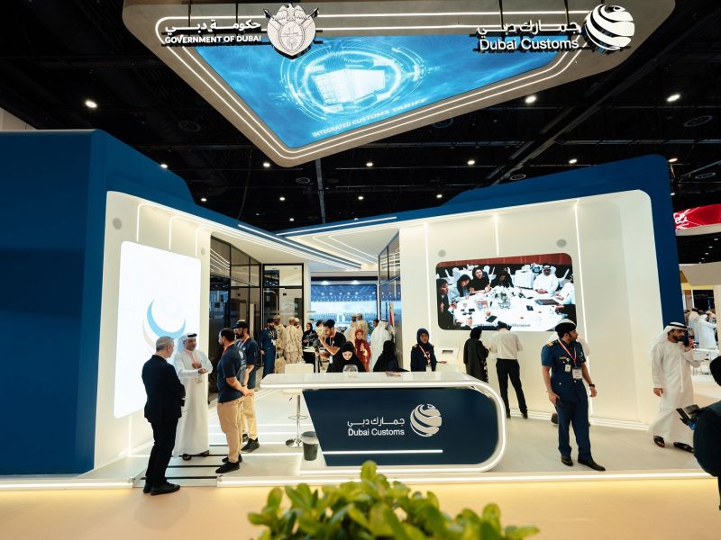 جمارك دبـي تستعرض مساراتها المهنية عبر مشاركتها الفاعلة فـي معرض الخدمة الوطنية للتوظيف