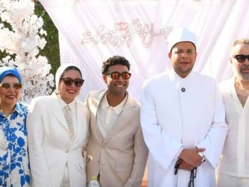 غياب نجوم الفن يلفت الأنظار في عقد قران ابنة صبحي خليل