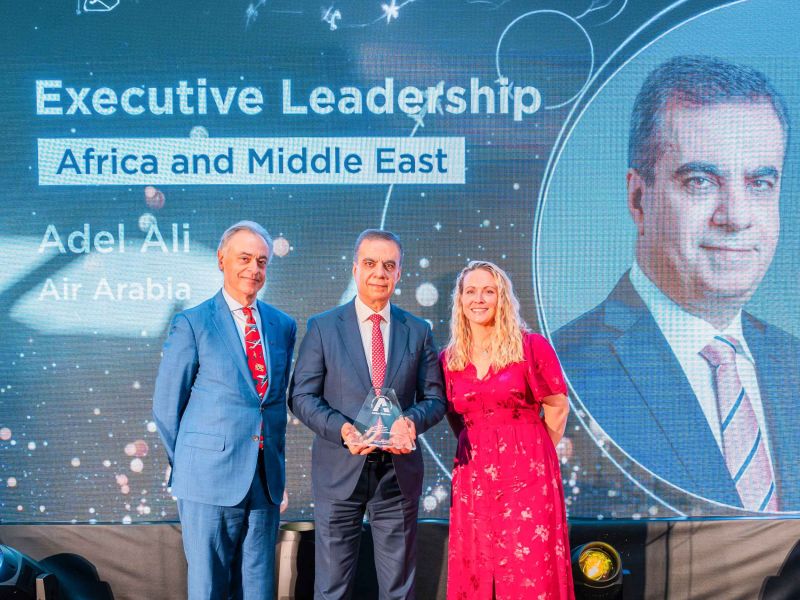 الرئيس التنفيذي لمجموعة العربية للطيران يحصد جائزة "القيادة التنفيذية" ضمن جوائز استراتيجية شركات الطيران 2026