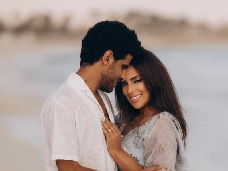 صدمة لجمهور الفن المصري..انفصال حمدي الميرغني عن زوجته إسراء عبد الفتاح