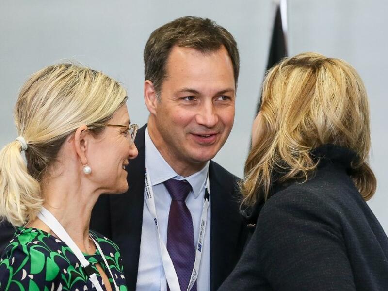 Belgium's deputy PM and Minister for Development Cooperation Alexander De Croo, Danish Minister for International development Ulla Tornaes (facing) and UK Secretary of State for International Development Penny Mordaunt meet at the conference on 'Supporting the future of Syria and the region' in Brussels on April 25,2018. 
Stéphanie Lecocq/AFP