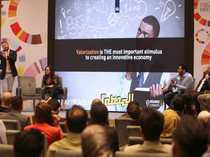 Iraqis attend a meeting at "The Station", Baghdad's incubator for would-be entrepreneurs, in the Iraqi capital on November 17, 2018.
SABAH ARAR / AFP