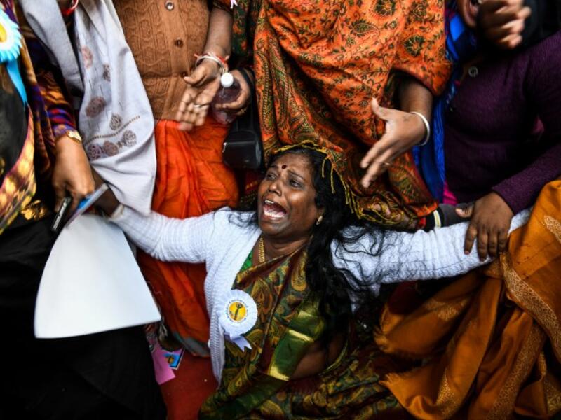 Members of the Indian transgender community take part in a protest against the Transgender Persons (Protection of Rights) Bill in New Delhi on December 28, 2018.
CHANDAN KHANNA / AFP