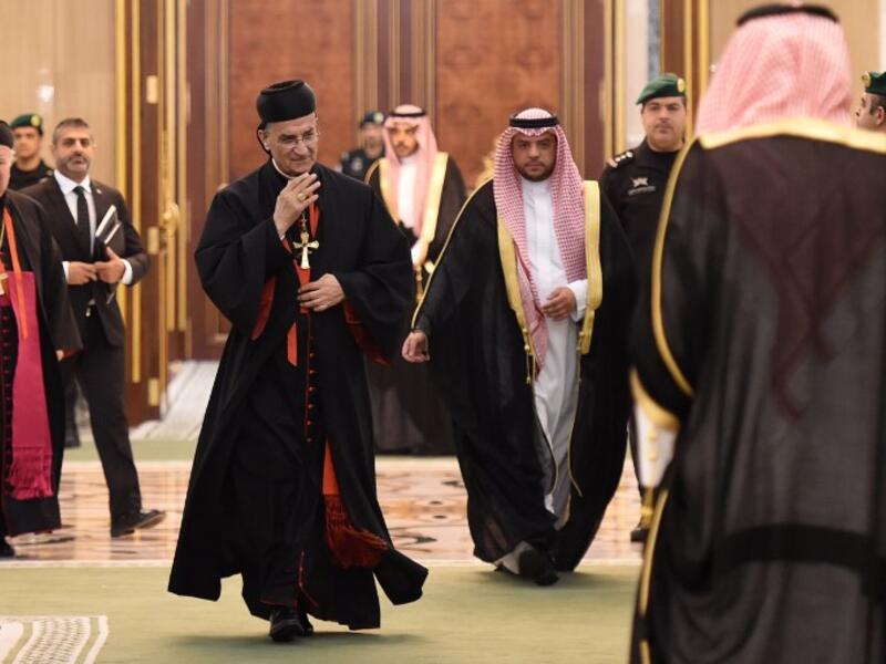 Lebanon's Christian Maronite patriarch Beshara Rai arrives for a meeting with the Saudi King on Nov. 14, 2017, in Riyadh. 

Saudi Arabia's King Salman hosted the head of the Lebanese Maronite church, a historic first at a time when Riyadh is stepping up the pressure on Iran-backed Hezbollah.

(Fayez Nureldine / AFP)