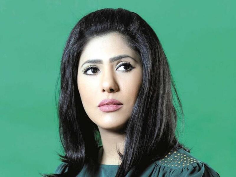 بعد أشهر من إعلان الفنانة الكويتية ملاك زواجها من العراقي علي محمد العتيبي فاجأت الجميع بخبر بانفصالها عنه بعدما اكتشفت بأنها تعرضت للخداع 