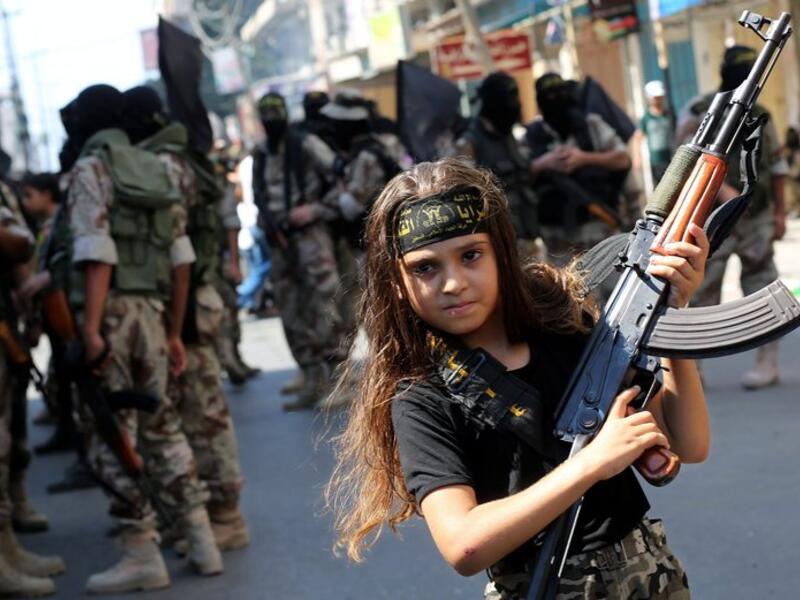 Al-Quds Brigades Female Fighters (static.seattletimes)