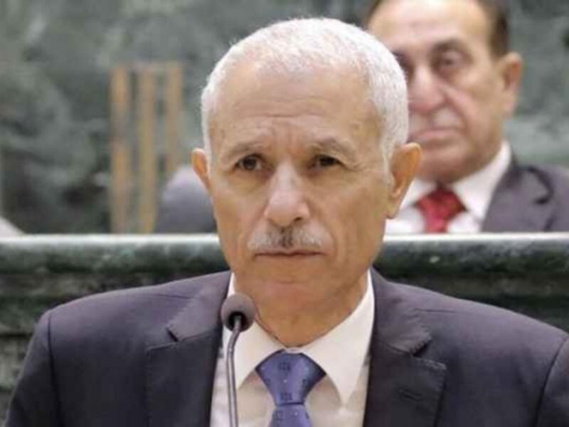 من جانبه قال نقيب المحامين الأردنيين الأسبق صالح العرموطي: "إن موظف السفارة لا يتمتّع بأية حصانة بموجب اتفاقية جنيف، الأمر الذي يفرض على المدعي العام التحرّك إلى موقع الجريمة، والبدء بالتحقيق فورًا في الحادثة".