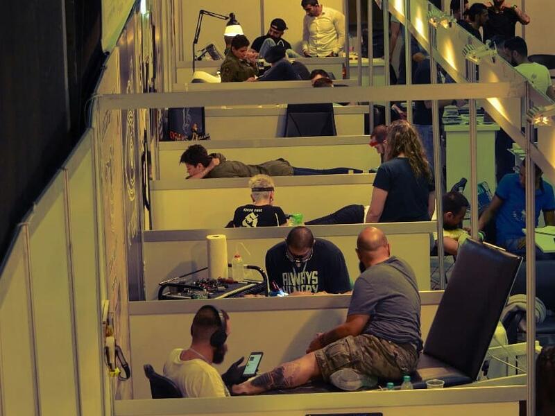 Artist at work during Lebanon Tattoo Events  (Facebook)