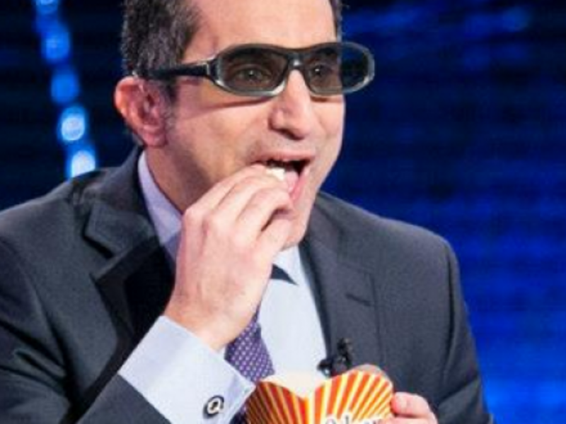 رُزق باسم يوسف بابنه الثاني (آدم)، والذي أعلن عنه بنشر صورة تجمعه به على حسابه بموقع أنستغرام، مُذيلًا إياه بتعليق: "مرحبا بك في الحياة يا آدم".