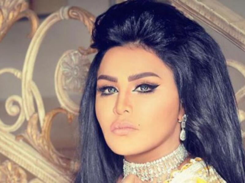 أحلام (الملكة): مغنية إماراتية اسمها الحقيقي ميثة علي شيخ جاسم بن هاشم الشامسي، ولدت في 13 شباط/ فبراير لعام 1969م، متزوجة من بطل رالي قطري.