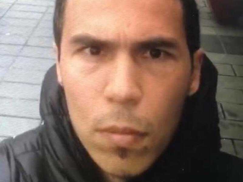 استغلال الأطفال في السياسة