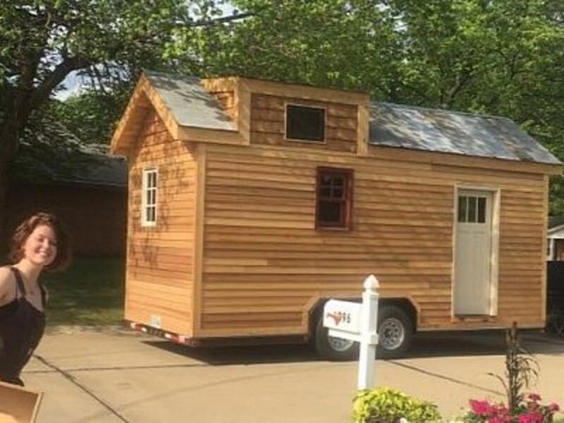 Woman’s Tiny House on Wheels Stolen in St. Louis  (Twitter)